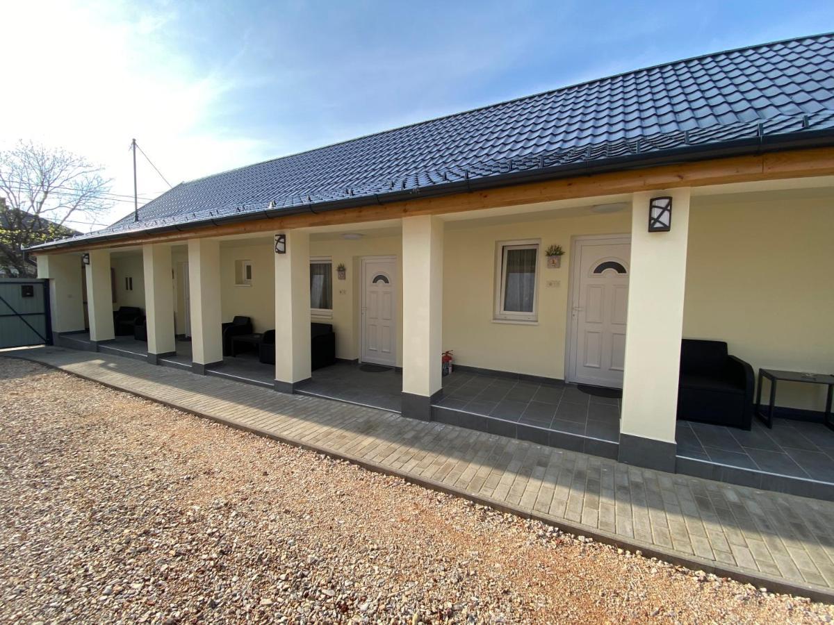 Levendula Vendeghaz Apartment Hajduboszormeny Exterior foto