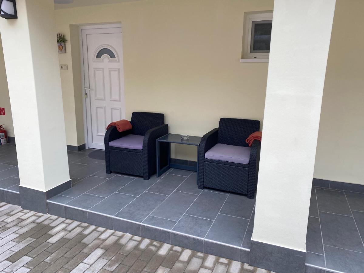 Levendula Vendeghaz Apartment Hajduboszormeny Exterior foto