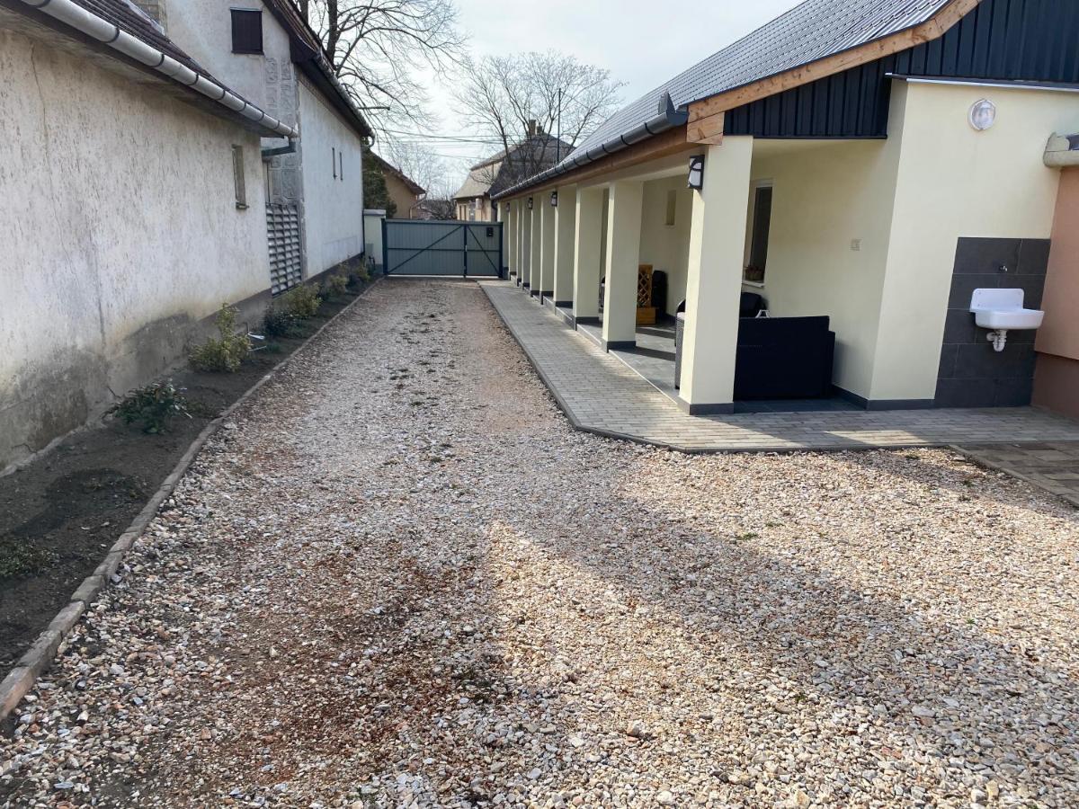 Levendula Vendeghaz Apartment Hajduboszormeny Exterior foto