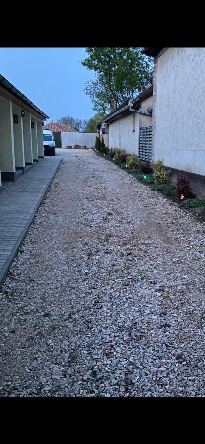 Levendula Vendeghaz Apartment Hajduboszormeny Exterior foto